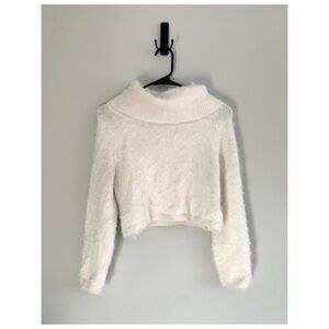 URBAN OUTFITTERS White Eyelash Cropped Sweater